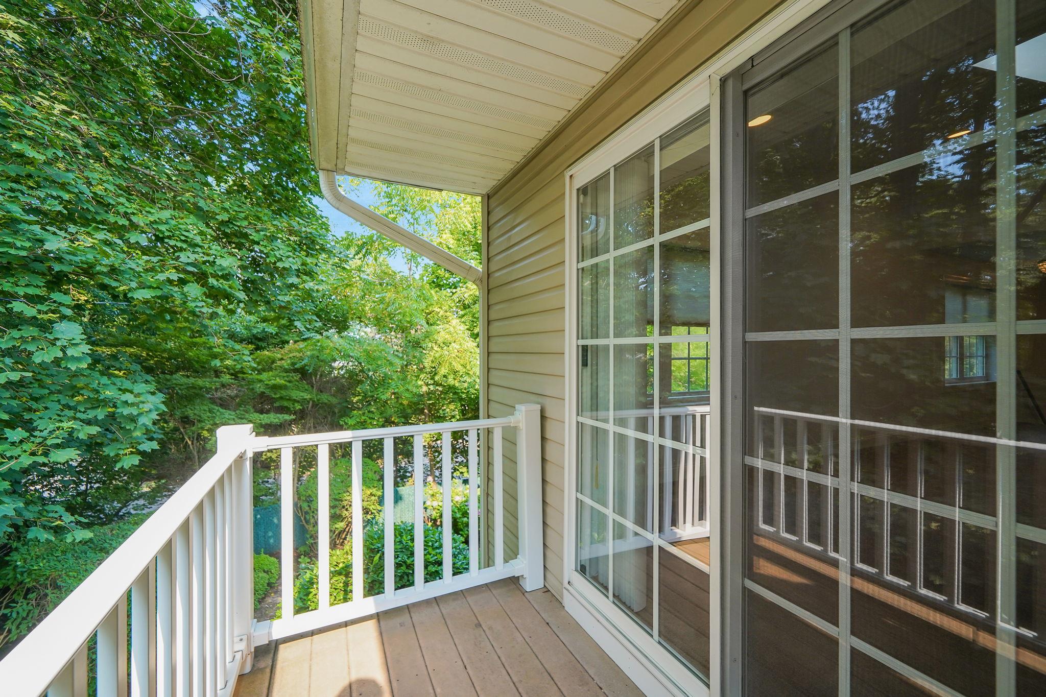 #19 photo, 1126 Savoy Drive, Melville , NY 11747