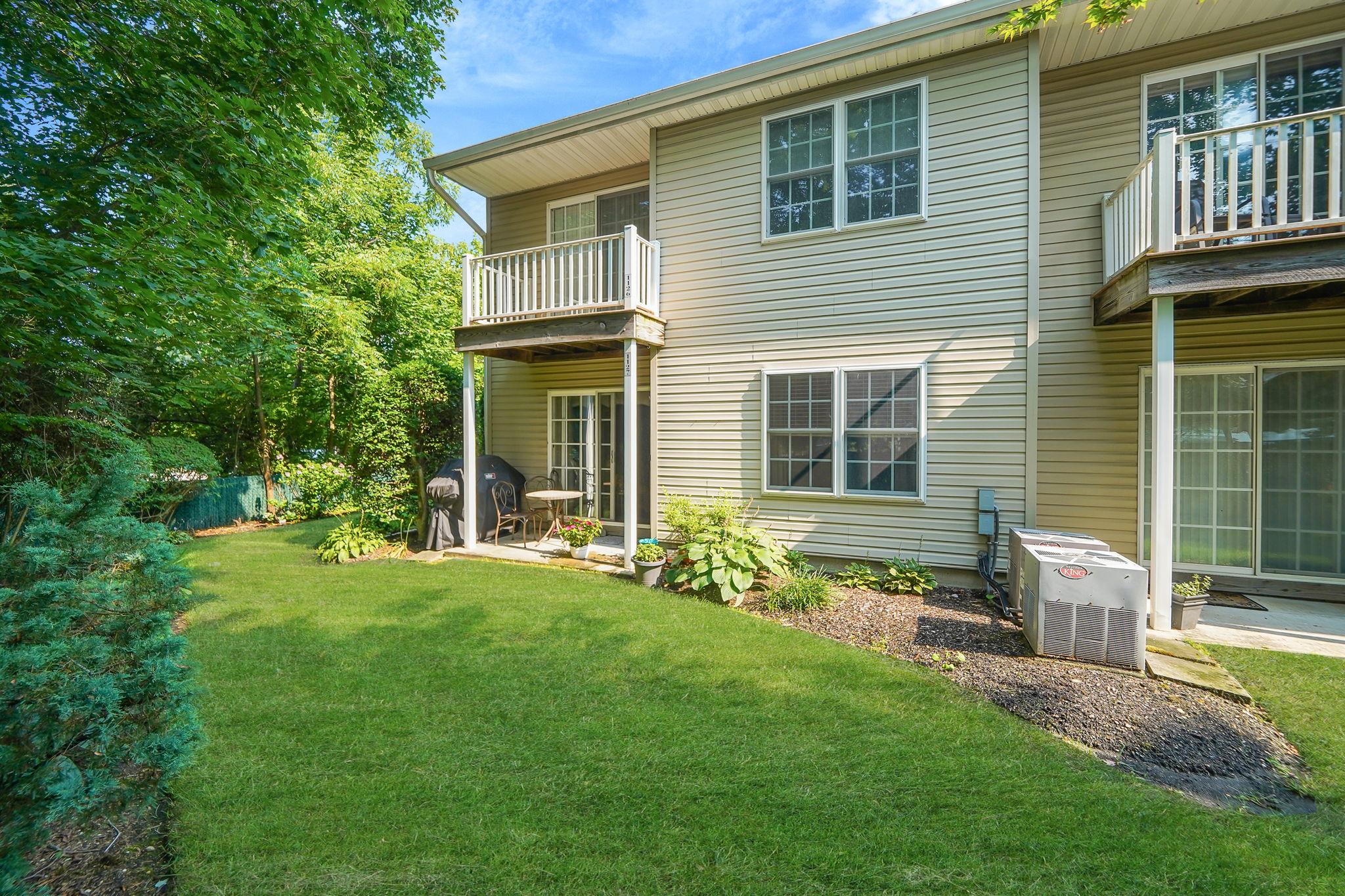 #20 photo, 1126 Savoy Drive, Melville , NY 11747