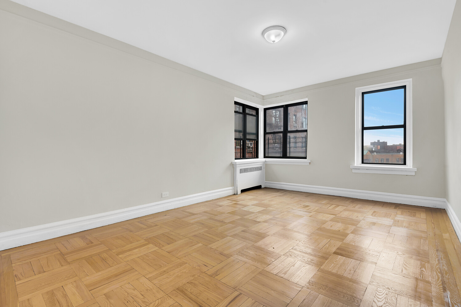 #10 photo, 3000 VALENTINE Avenue, ブロンクス区 Norwood , NY 10458