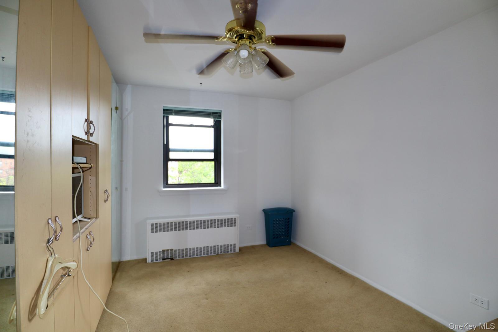 #15 photo, 87-40 Francis Lewis Boulevard, クイーンズ区 Queens Village , NY 11427