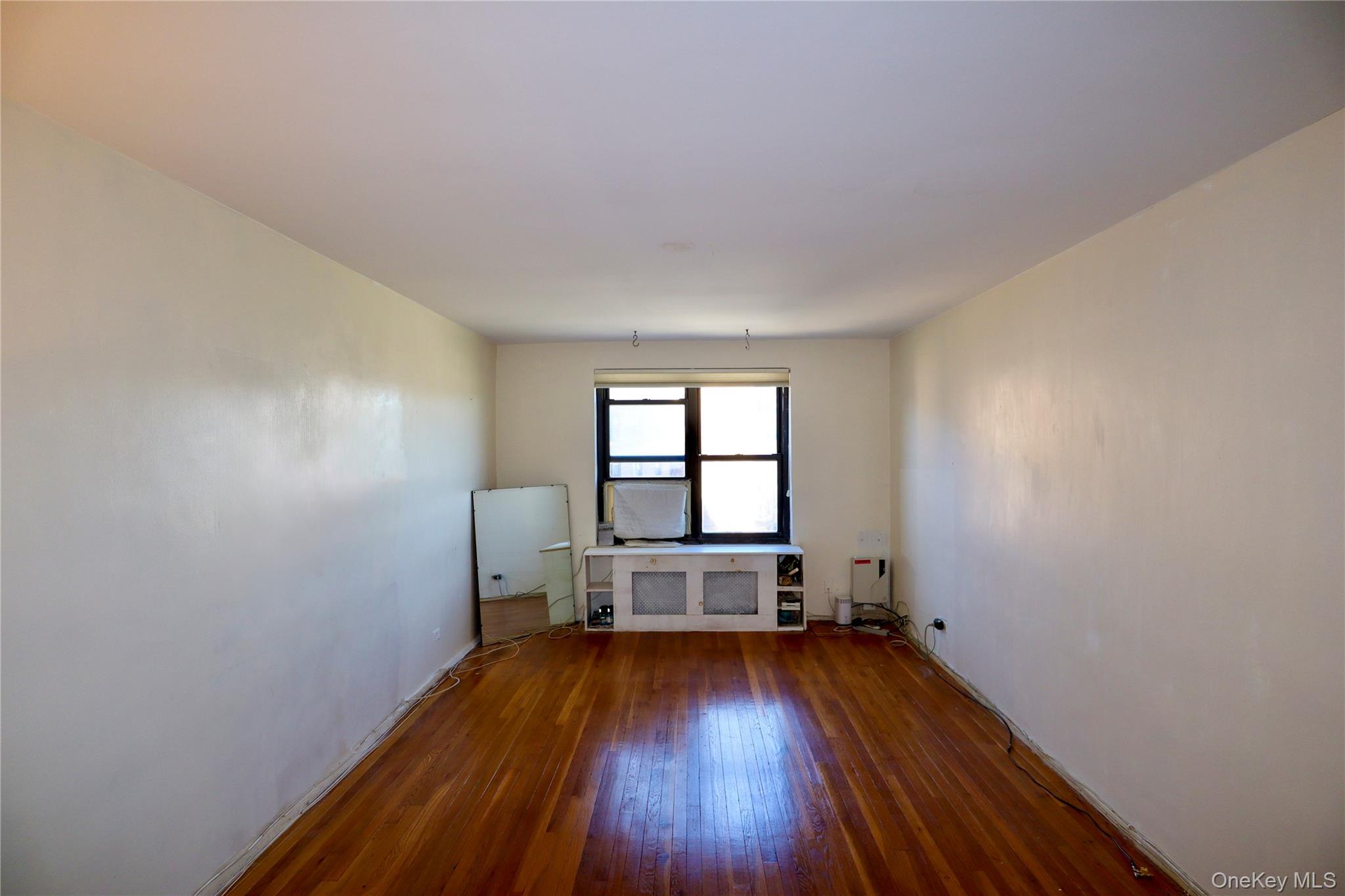 #6 photo, 87-40 Francis Lewis Boulevard, クイーンズ区 Queens Village , NY 11427