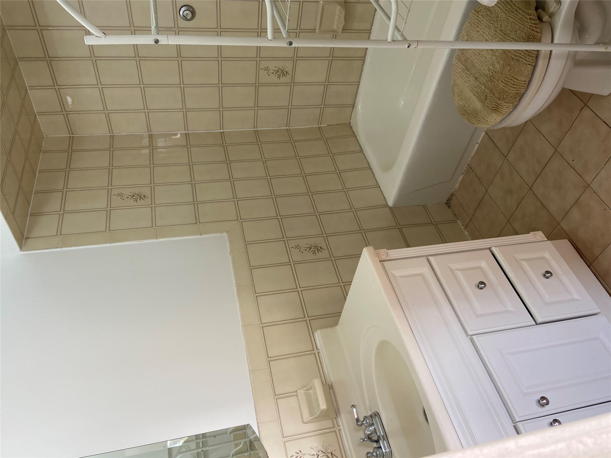 #12 photo, 9704 Pitkin Avenue, クイーンズ区 Ozone Park , NY 11417