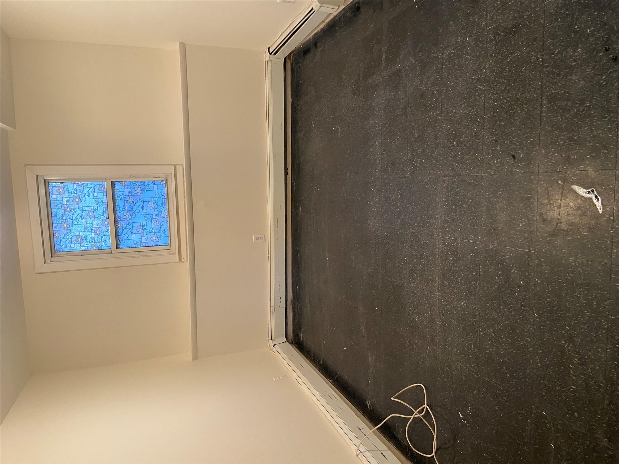 #6 photo, 9704 Pitkin Avenue, クイーンズ区 Ozone Park , NY 11417