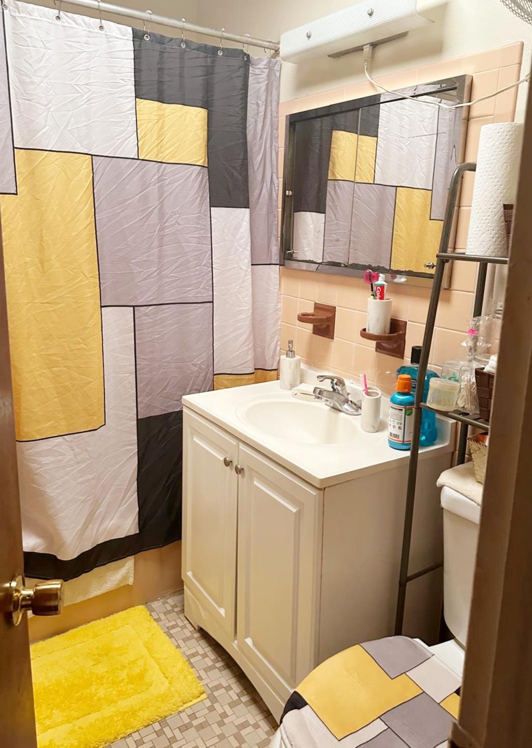 #13 photo, 804 E 221st Street, ブロンクス区 Bronx , NY 10467