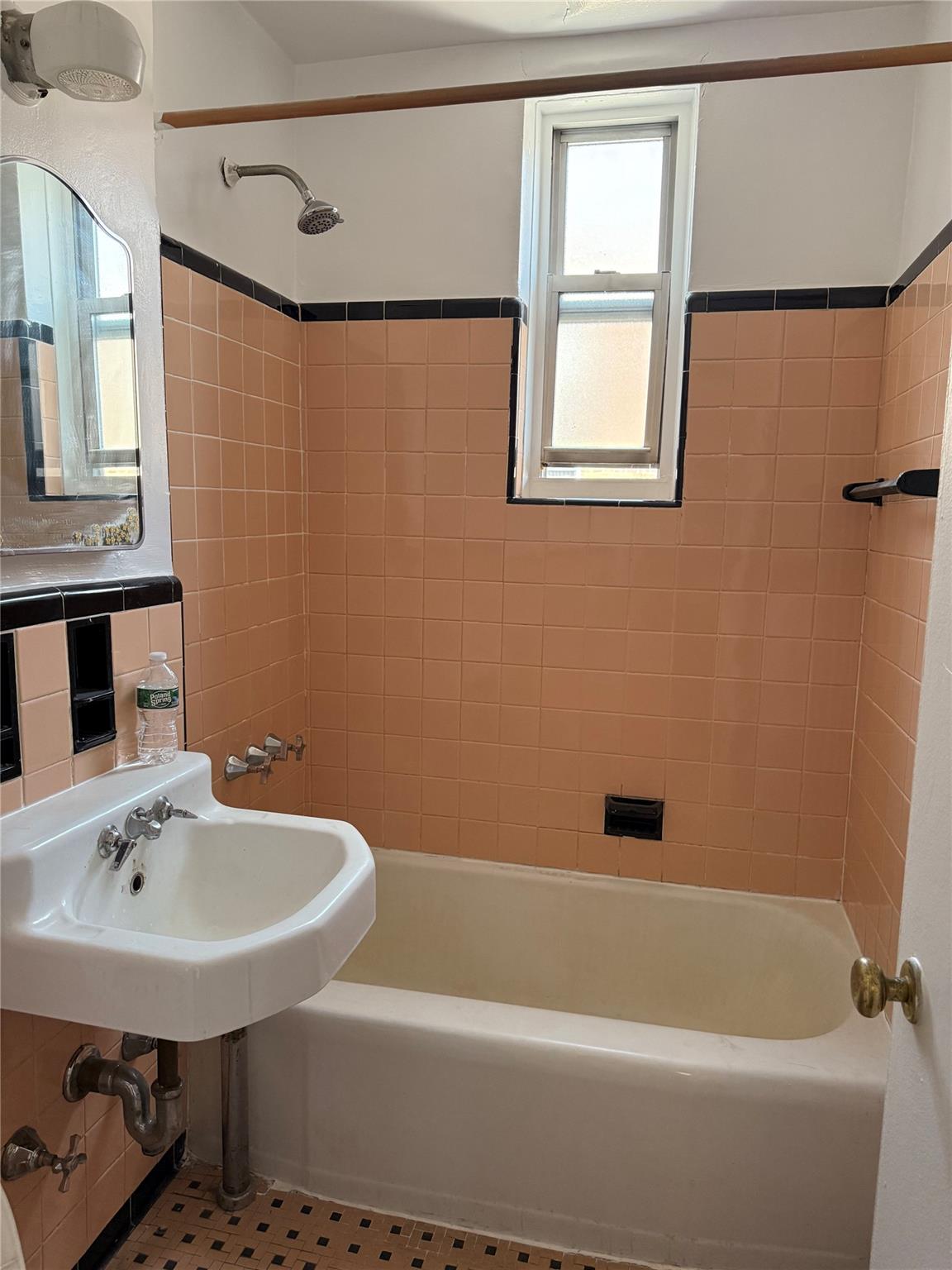 #4 photo, 42-45 Kissena Boulevard, クイーンズ区 Flushing , NY 11355