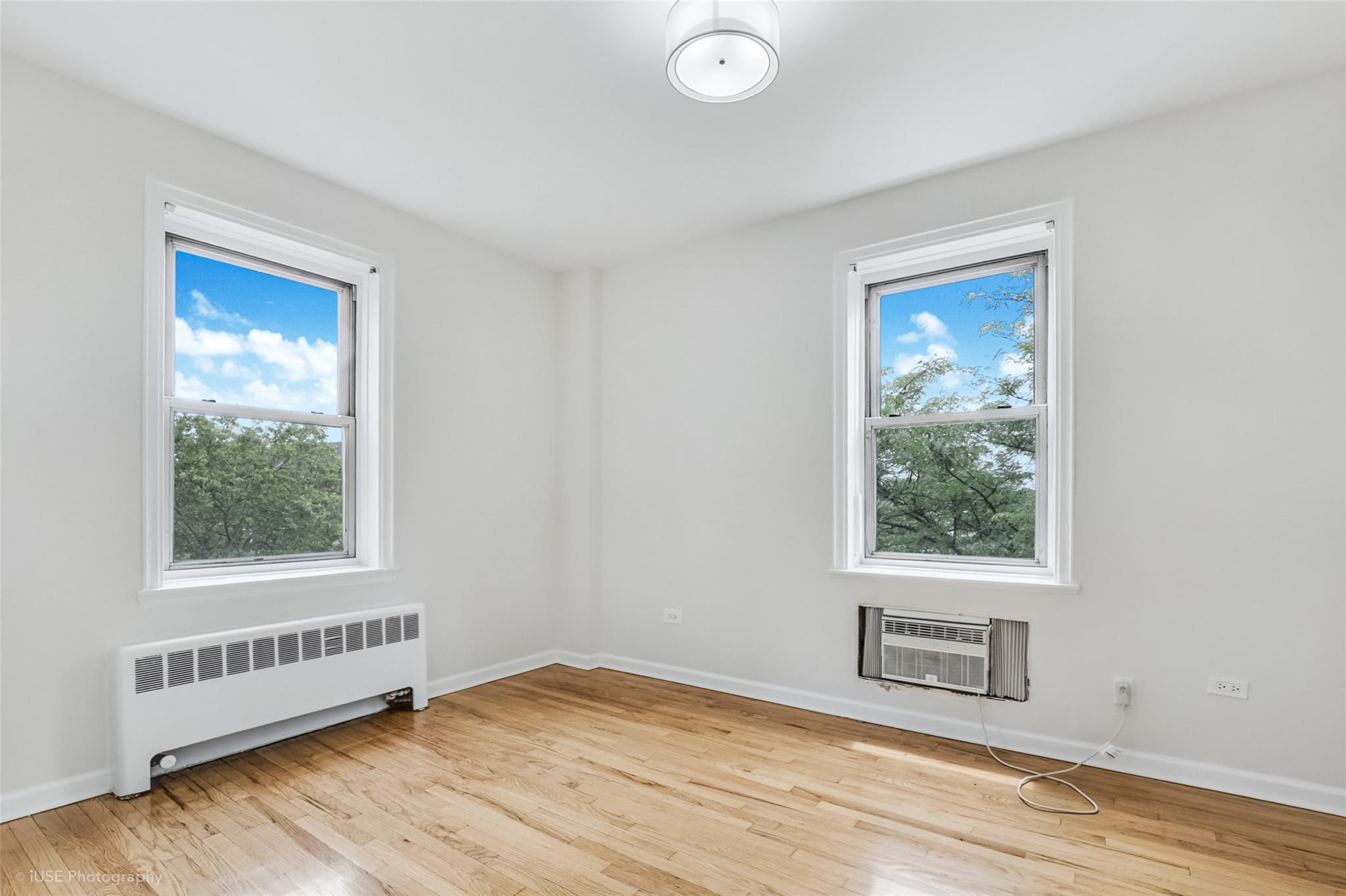 #4 photo, 48-55 43 Street, クイーンズ区 Woodside , NY 11377