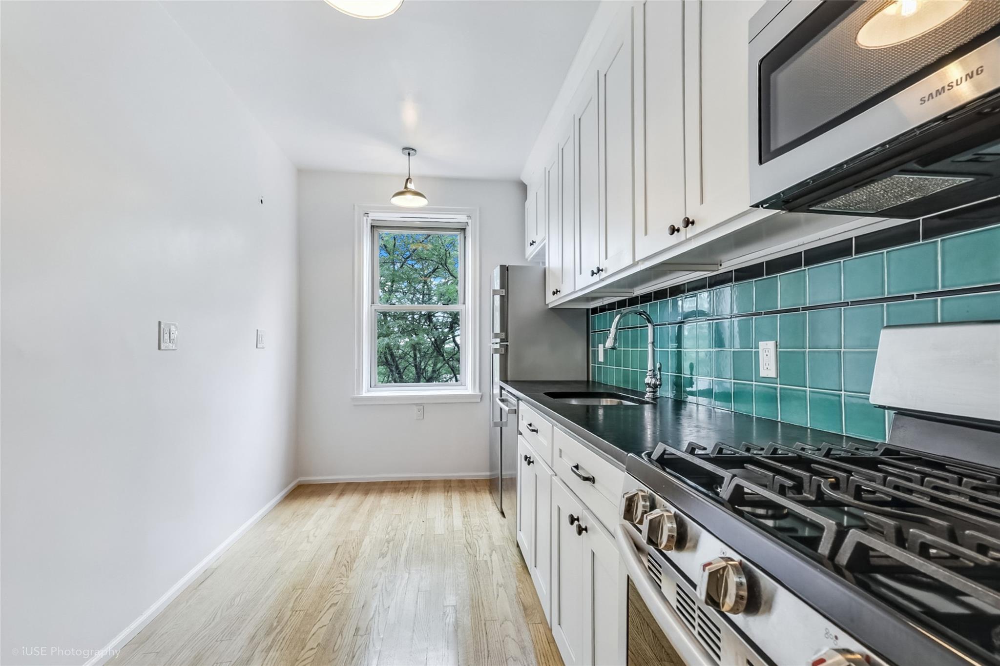 #7 photo, 48-55 43 Street, クイーンズ区 Woodside , NY 11377