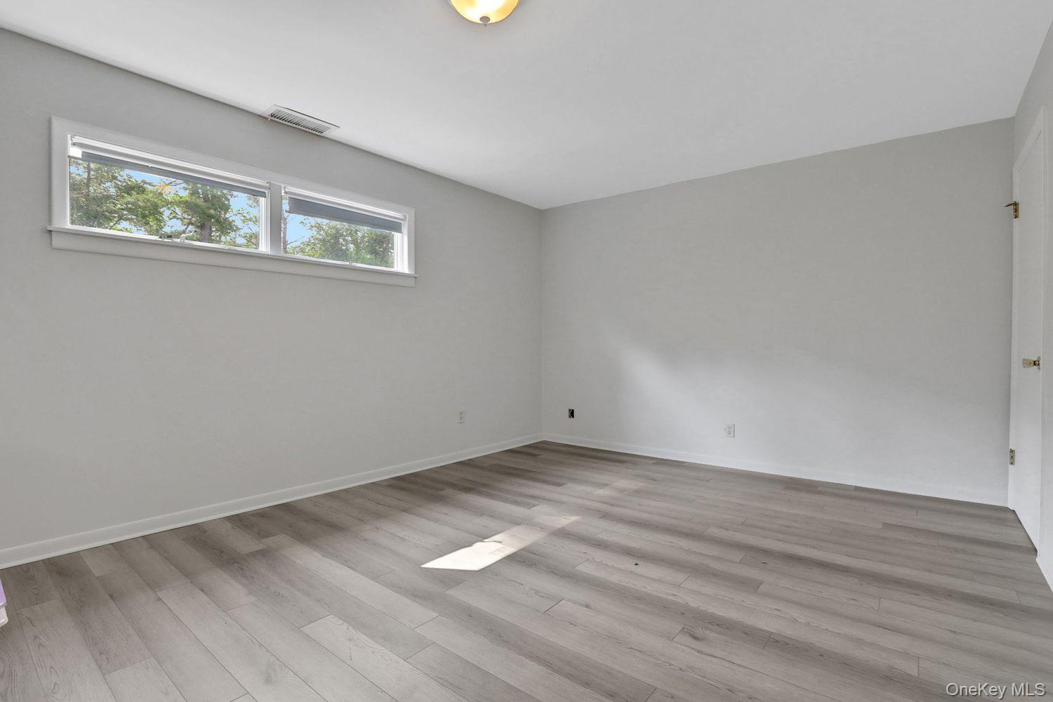 #19 photo, 189 Fairview Avenue, Kingston , NY 12401