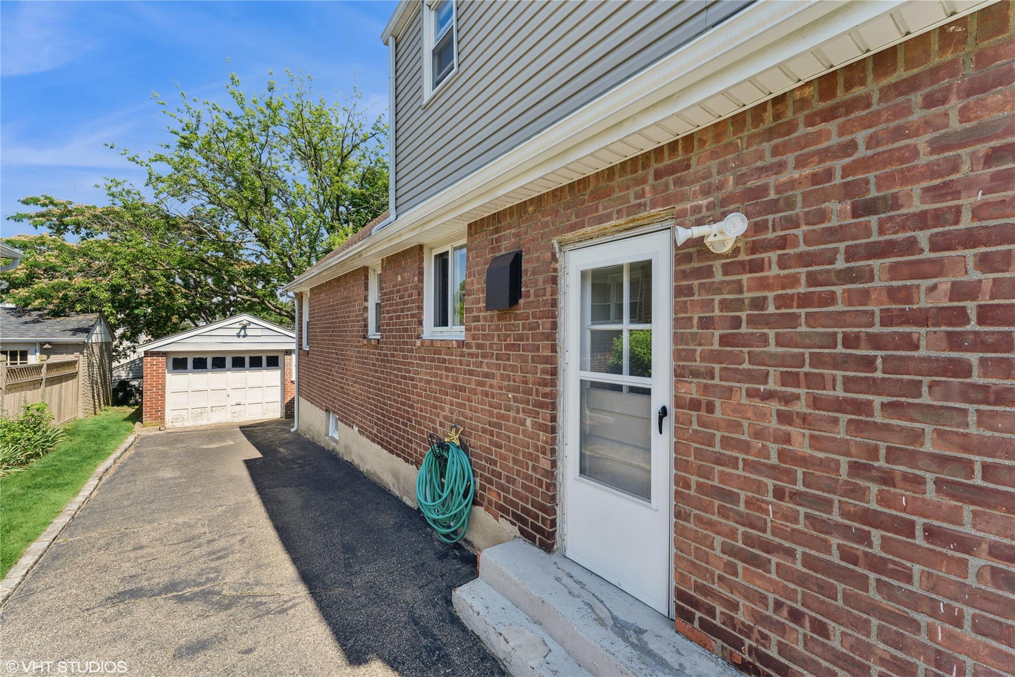 #16 photo, 512 Nassau Boulevard, ナッソー郡 Williston Park , NY 11596