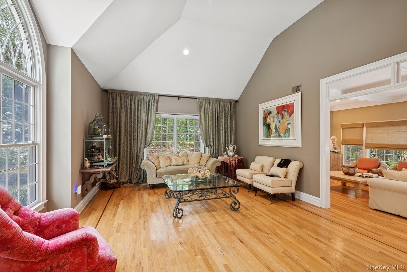 #5 photo, 7 Highwood Road, サフォーク郡 Setauket , NY 11733