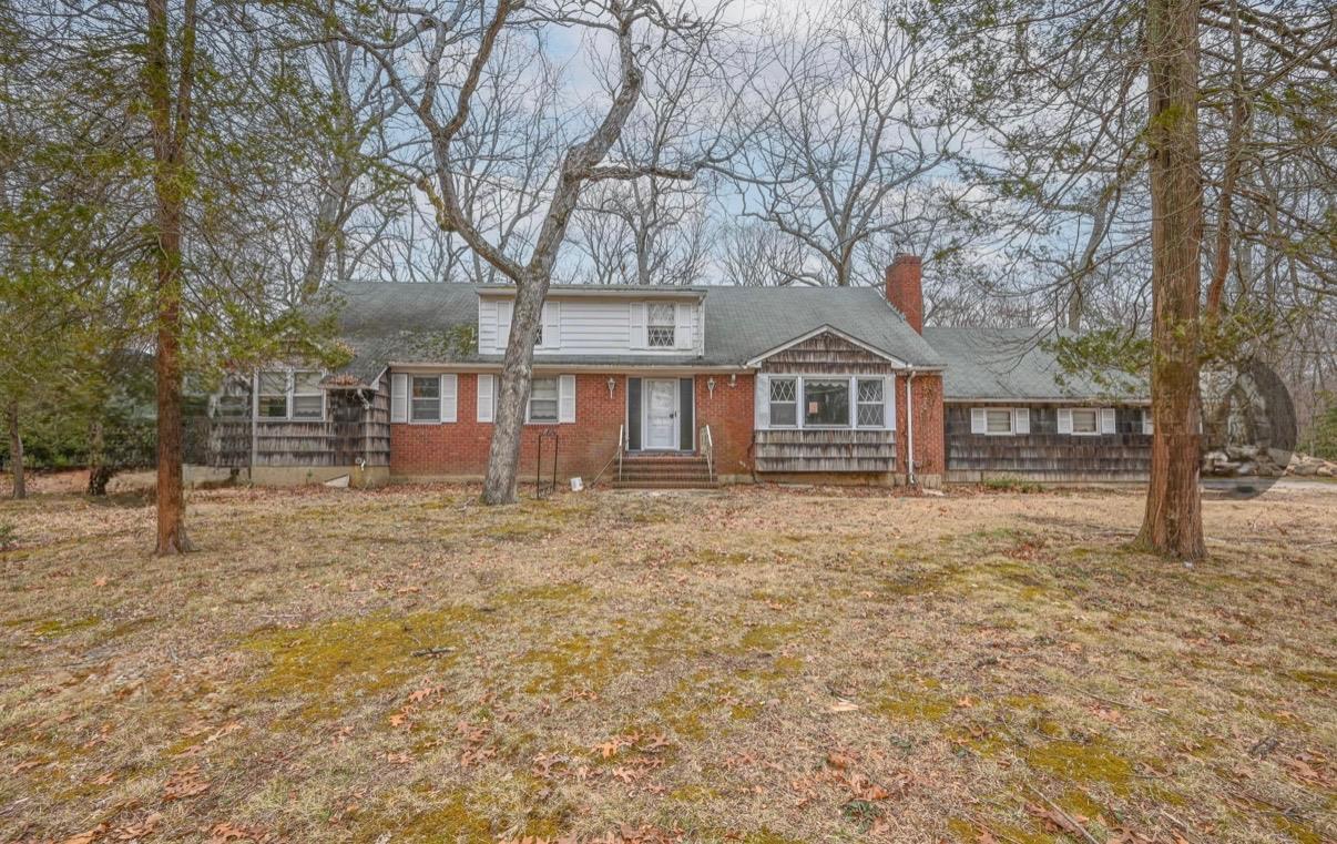 #1 photo, 1946 Vincent Lane, Muttontown , NY 11791