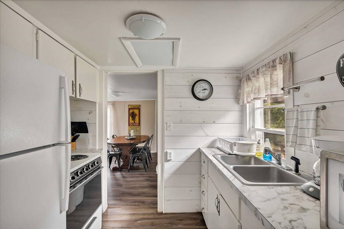 #9 photo, 2140  NY-8, Johnsburg , NY 12843