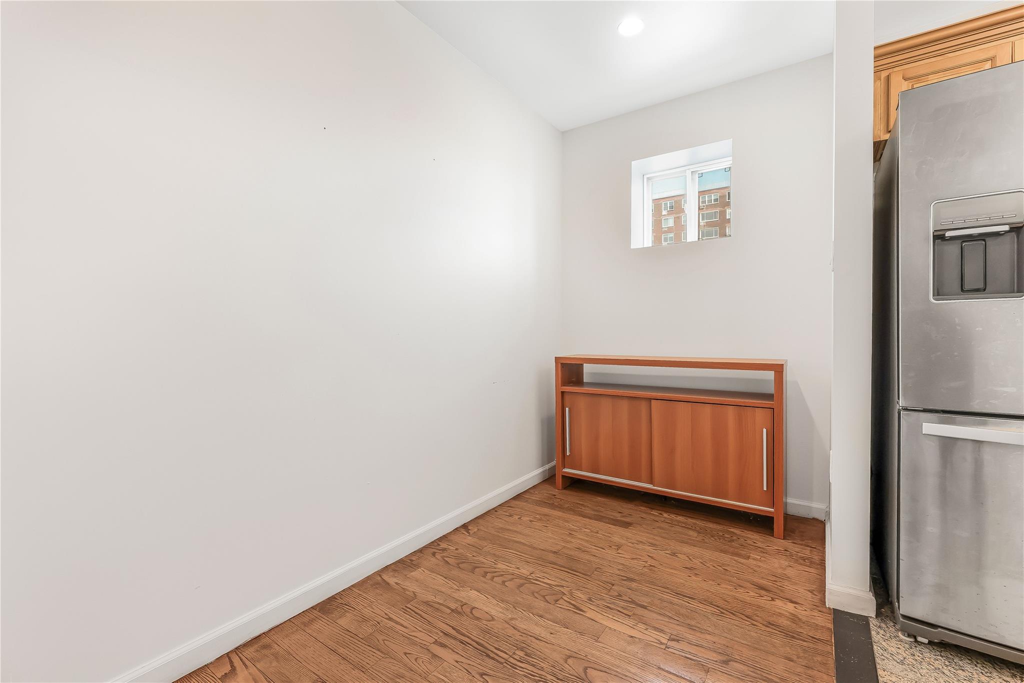 #9 photo, 85-23 Broadway, クイーンズ区 Elmhurst , NY 11373