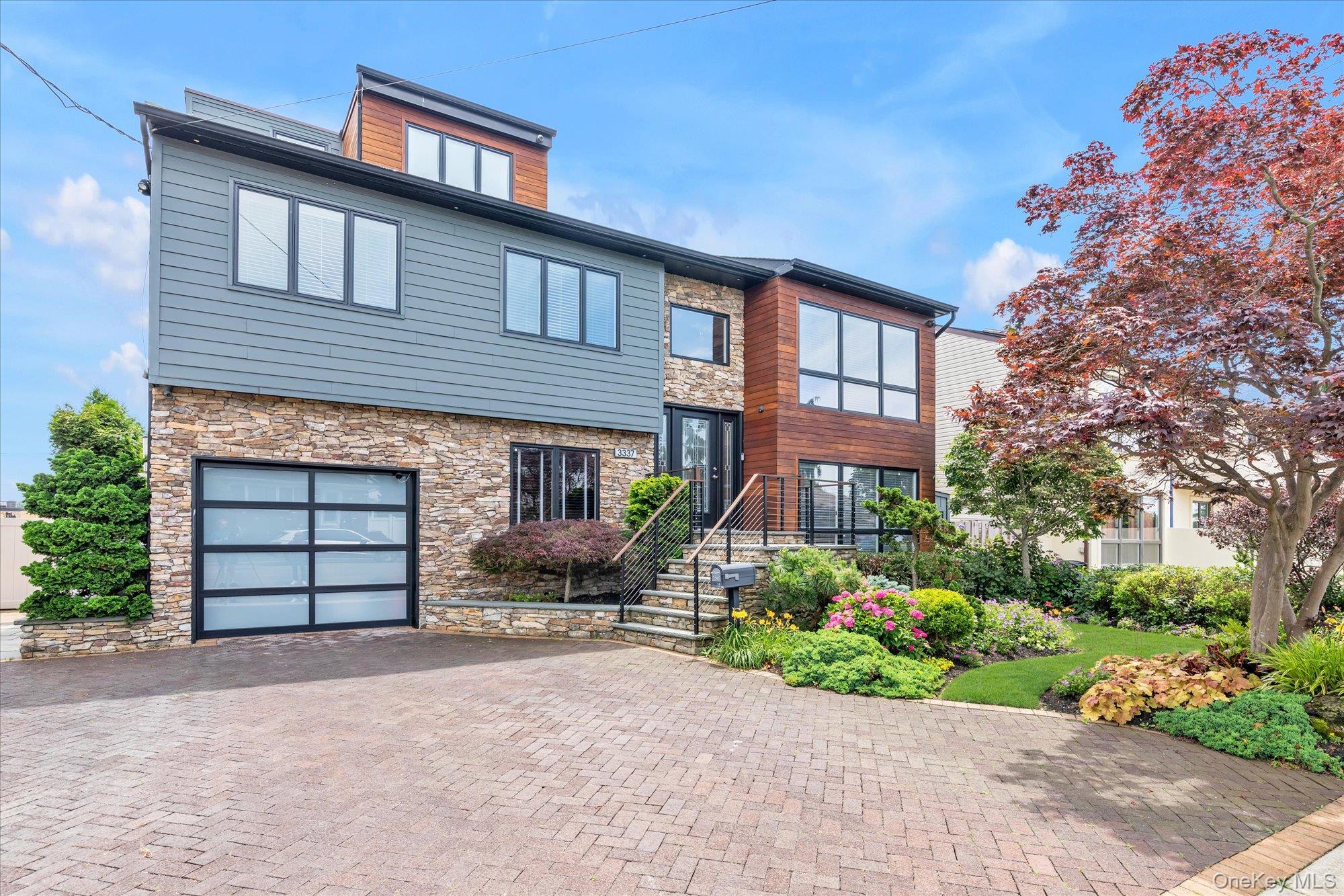 #2 photo, 3337 Murdock Avenue, ナッソー郡 Oceanside , NY 11572