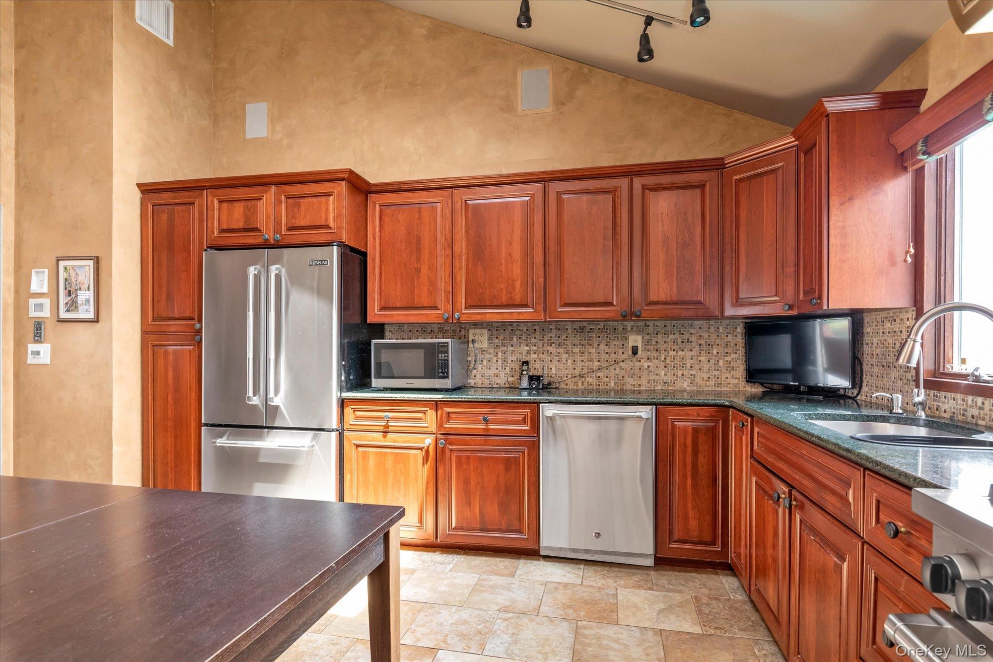 #6 photo, 3337 Murdock Avenue, ナッソー郡 Oceanside , NY 11572