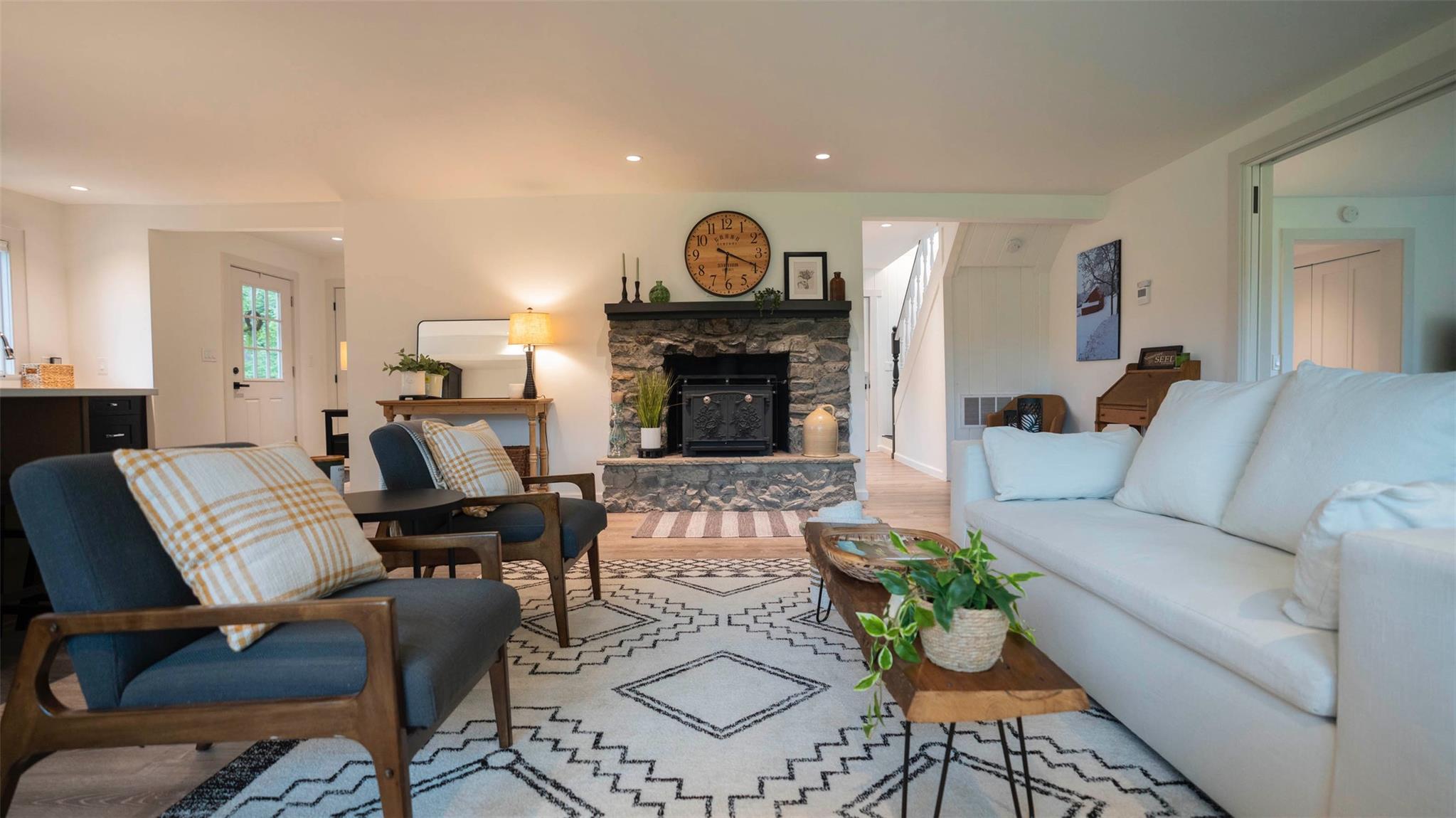 #5 photo, 334 Lake Drive, Rhinebeck , NY 12572