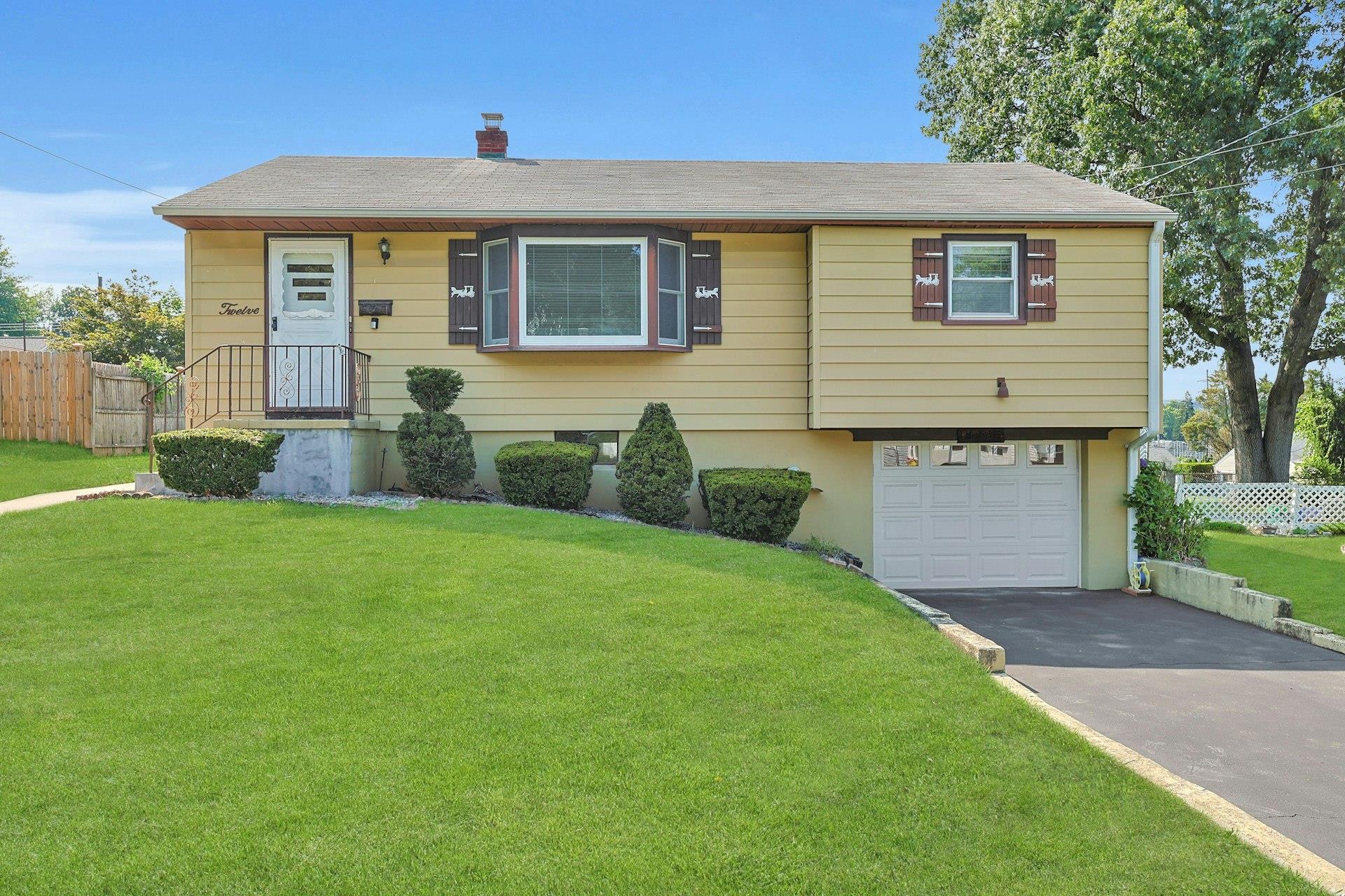 #1 photo, 12 Malone Avenue, Garnerville , NY 10923