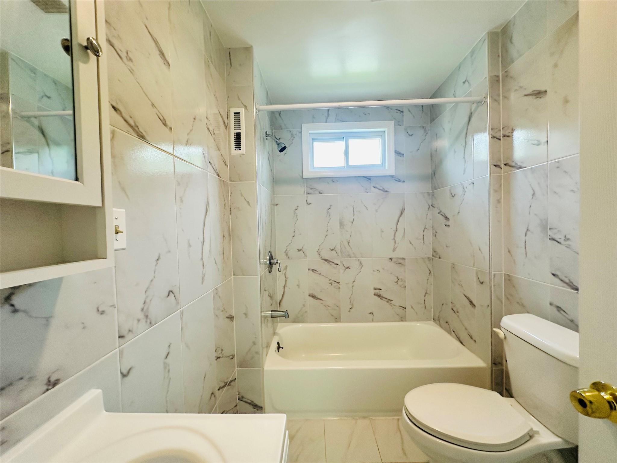 #10 photo, 57 Smith Street, Poughkeepsie , NY 12601