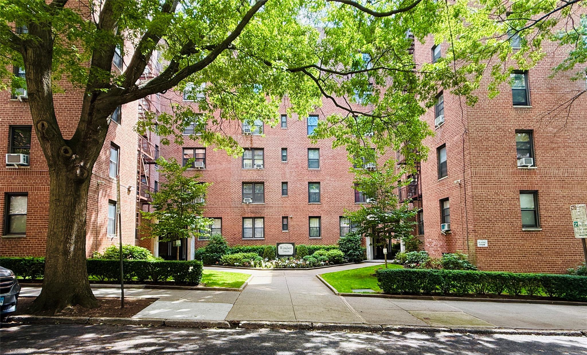 #1 photo, 2 Windsor Terrace, White Plains , NY 10601