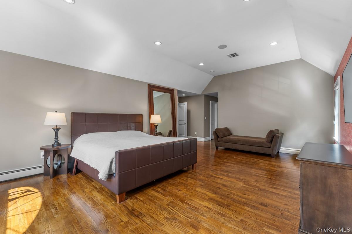 #17 photo, 9 Ronwood Road, Spring Valley , NY 10977