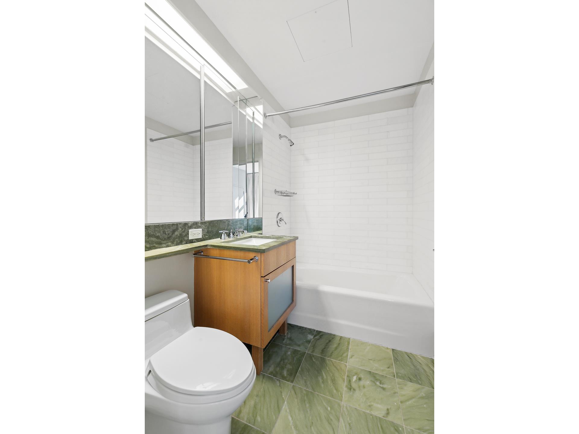 #10 photo, 207 E 57TH Street, マンハッタン Sutton Place , NY 10022