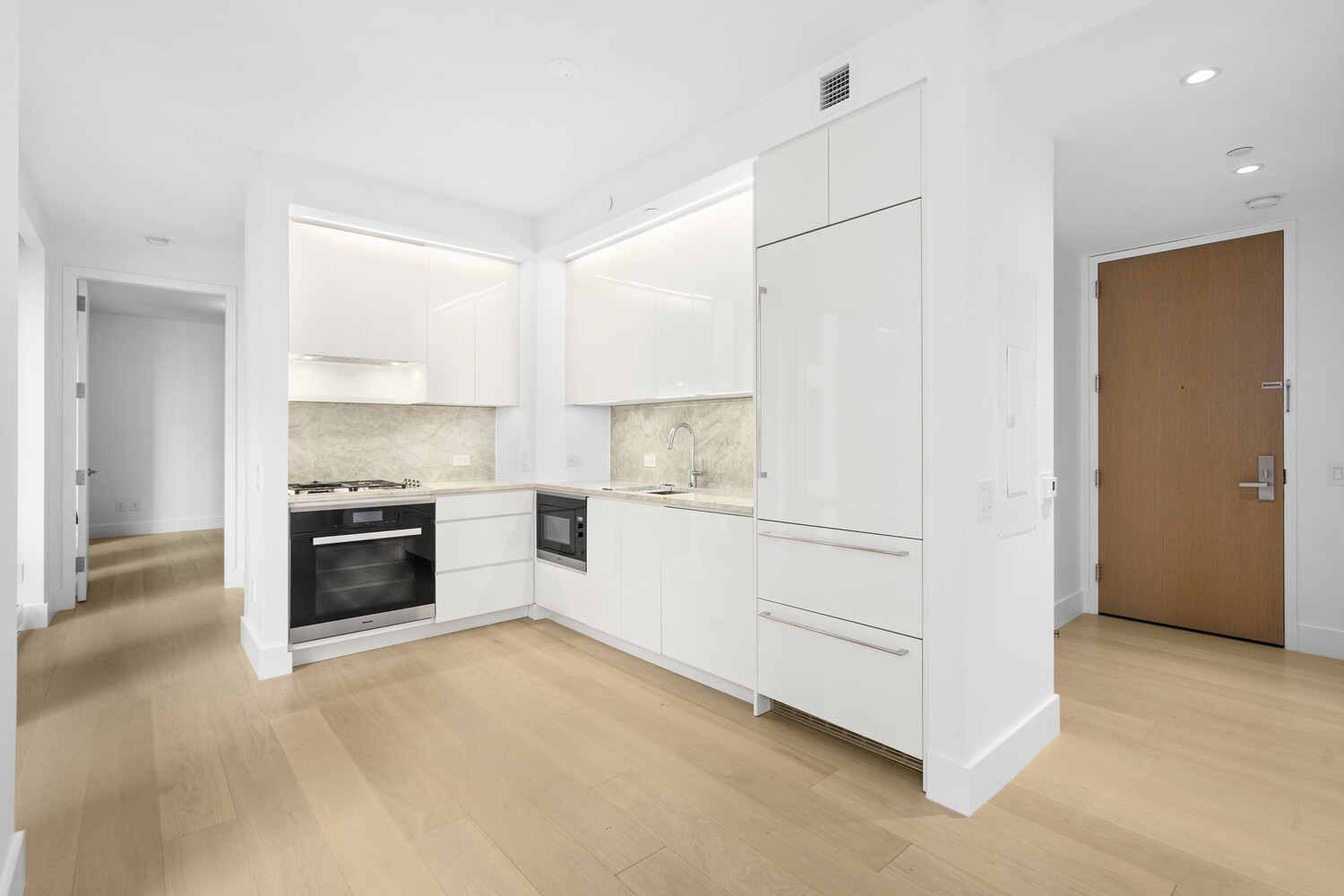 #1 photo, 15 W 61ST Street, Lincoln Square , NY 10023