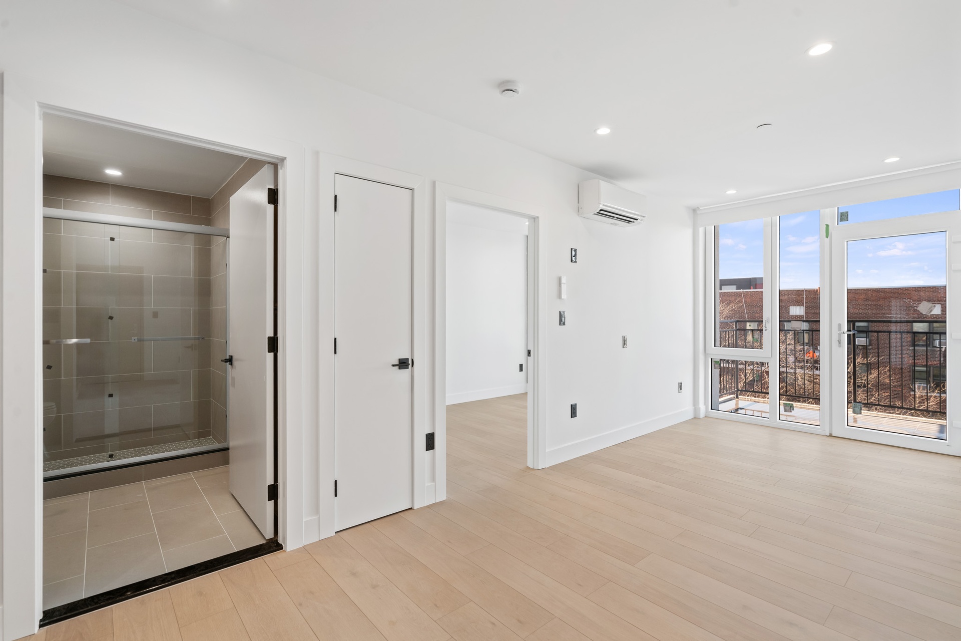 #5 photo, North Corona, クイーンズ区 North Corona , NY 11372