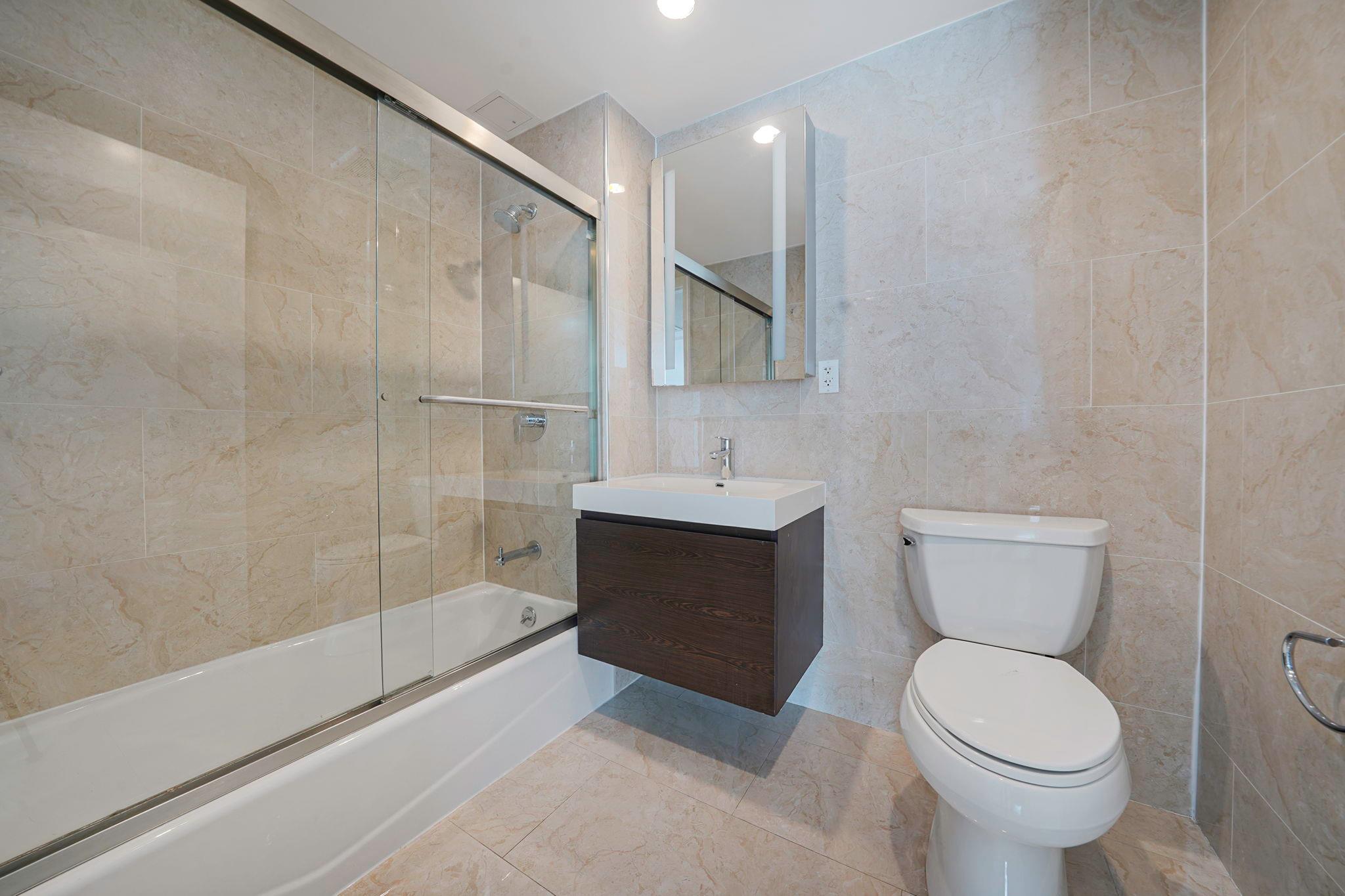 #10 photo, 15815 Union Turnpike, クイーンズ区 Fresh Meadows , NY 11366