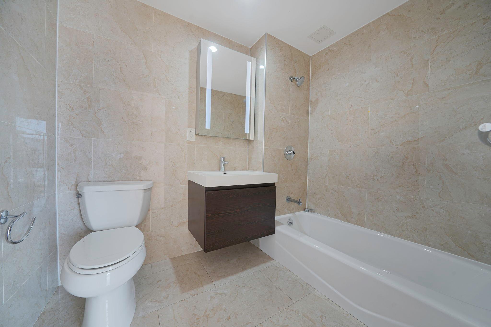 #7 photo, 15815 Union Turnpike, クイーンズ区 Fresh Meadows , NY 11366