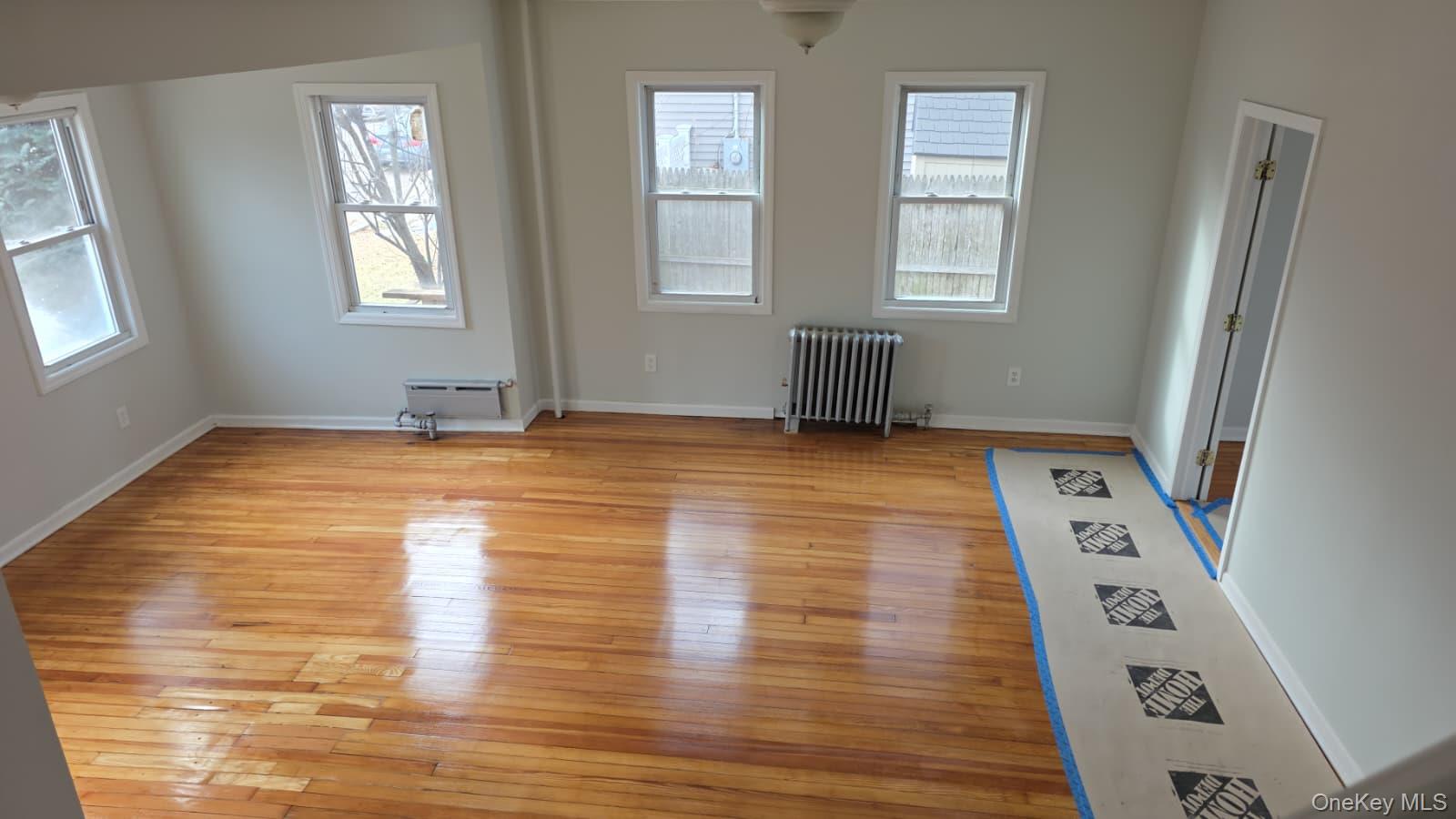 #6 photo, 101 Harris Avenue, Freeport , NY 11520