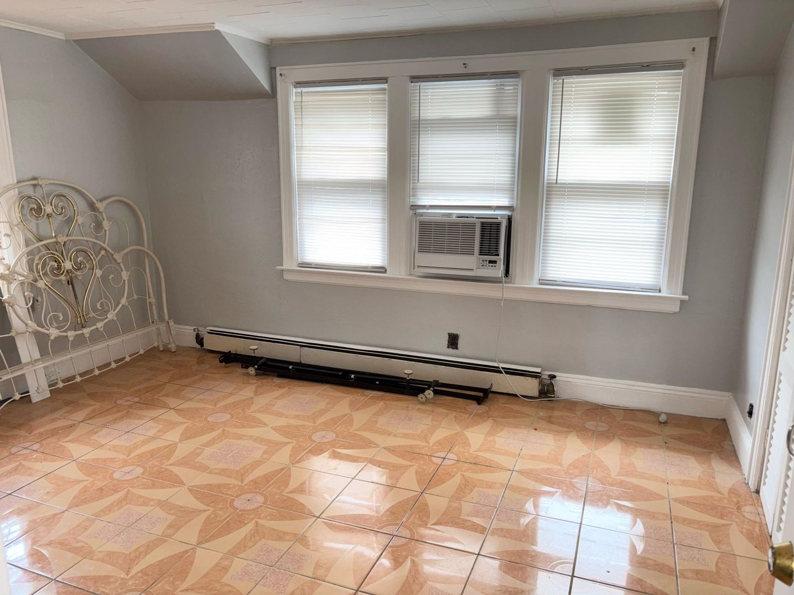 #13 photo, 57 Bulwer Place, ブルックリン区 Brooklyn , NY 11207