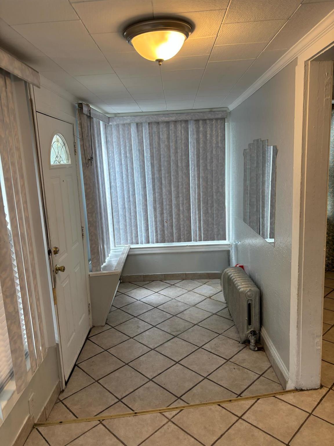 #3 photo, 57 Bulwer Place, ブルックリン区 Brooklyn , NY 11207