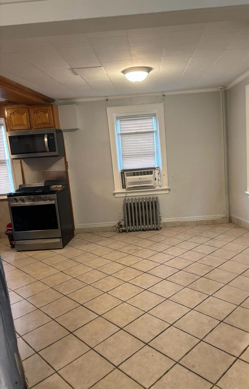 #4 photo, 57 Bulwer Place, ブルックリン区 Brooklyn , NY 11207