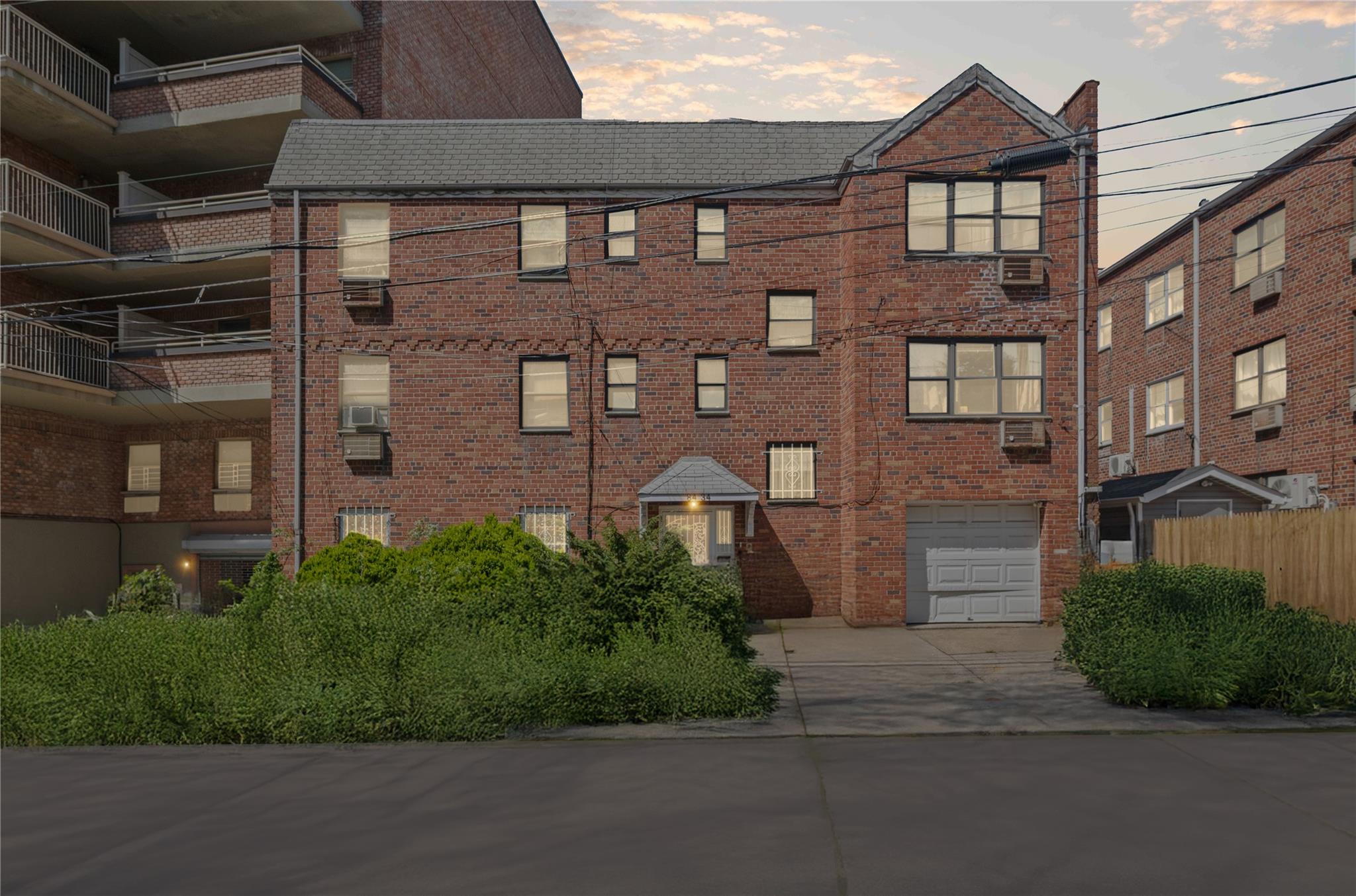 #1 photo, 8434 Smedley Street, 皇后區 Briarwood , NY 11435