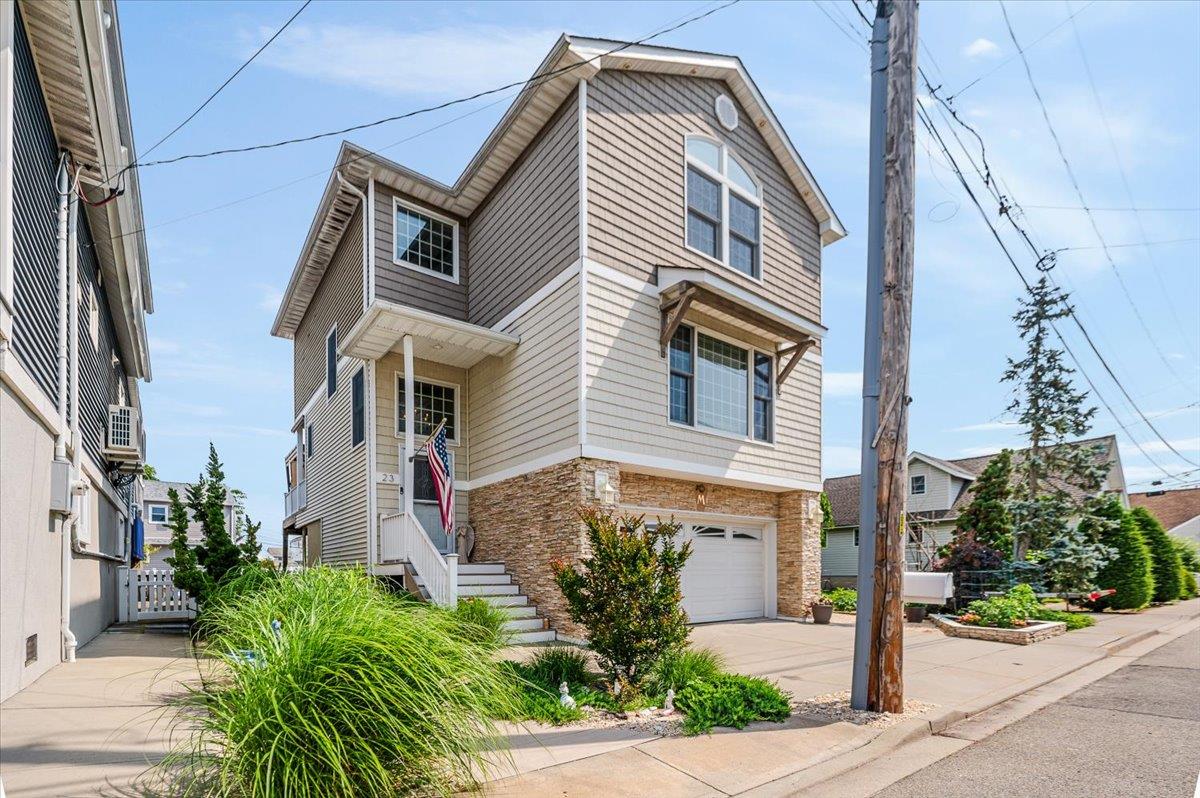 #1 photo, 23 Arthur Street, Baldwin , NY 11510