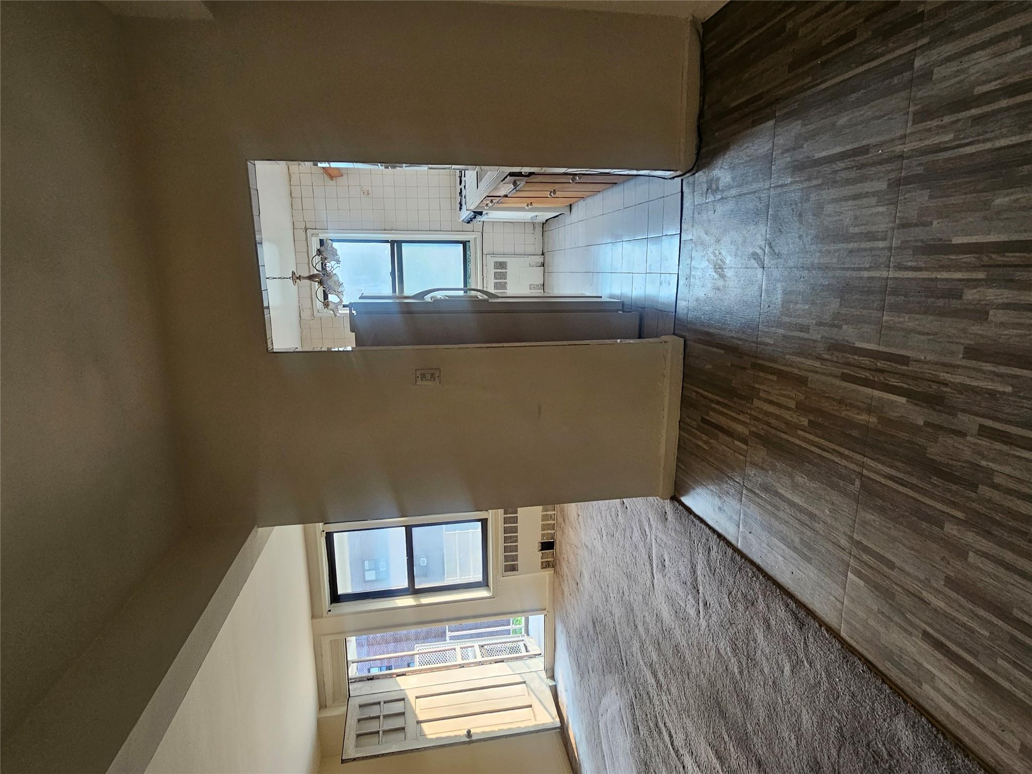 #4 photo, 63-09 108 Street, クイーンズ区 Forest Hills , NY 11375