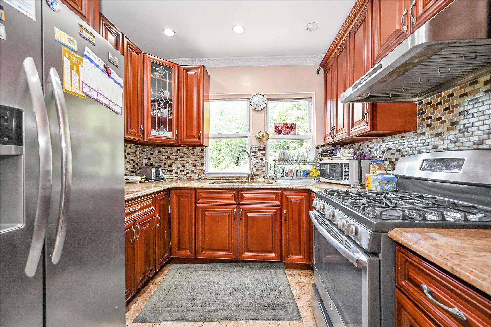 #6 photo, 147-31 Hoover Avenue, クイーンズ区 Briarwood , NY 11435