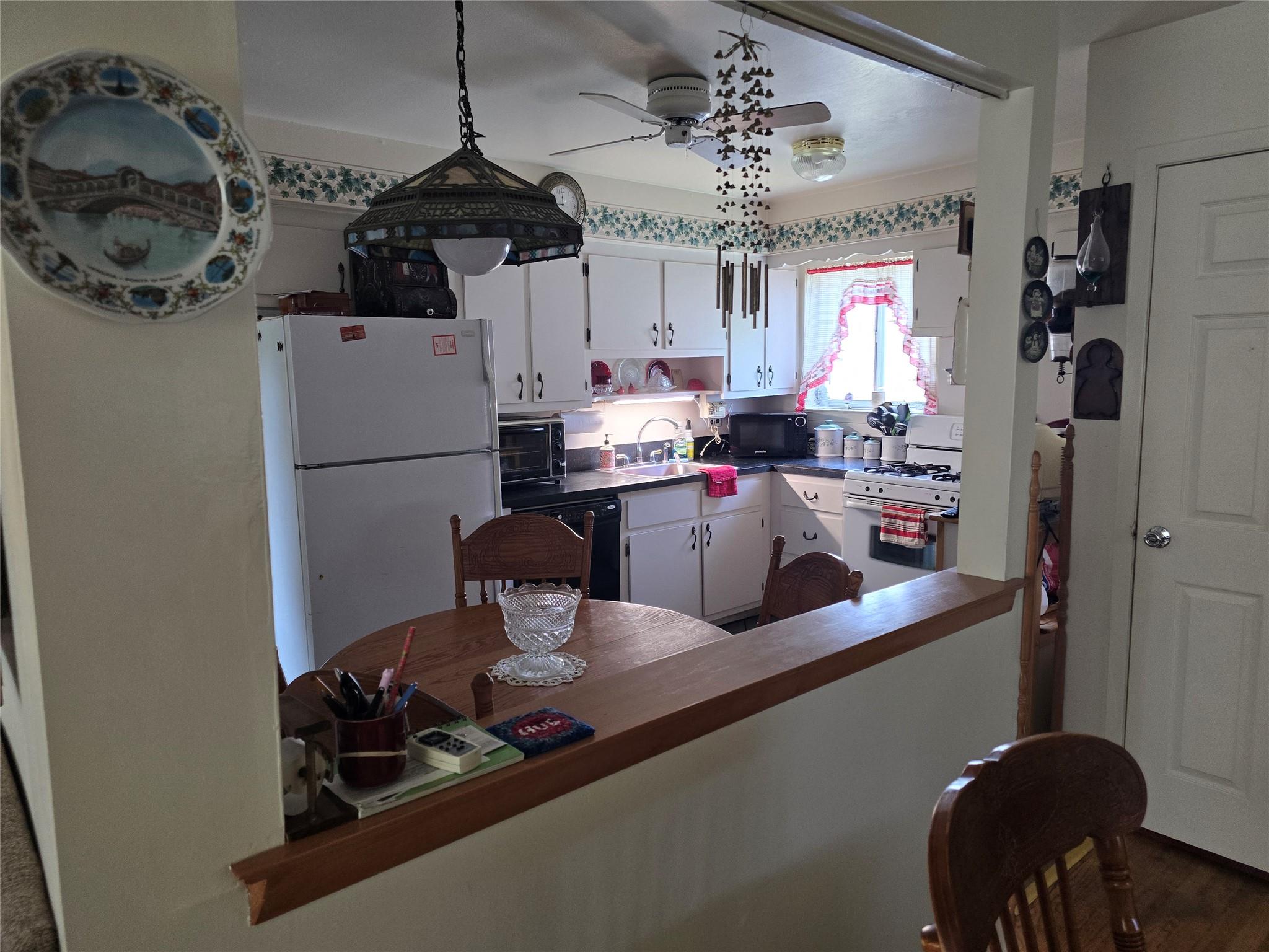 #3 photo, 27 Leo Lane, 롱 아일랜드 Deer Park , NY 11729