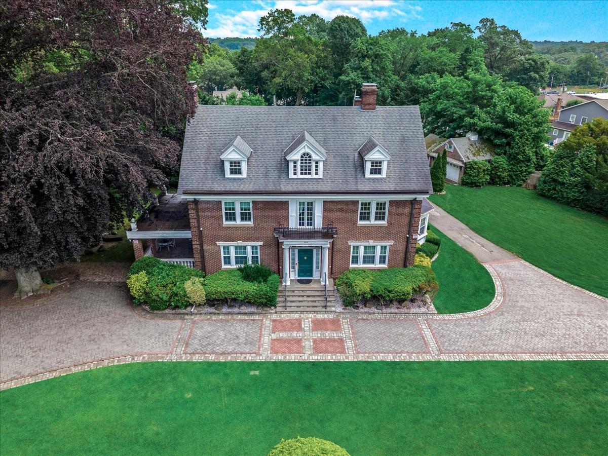 #3 photo, 44 Arbor Place, ナッソー郡 Glen Cove , NY 11542