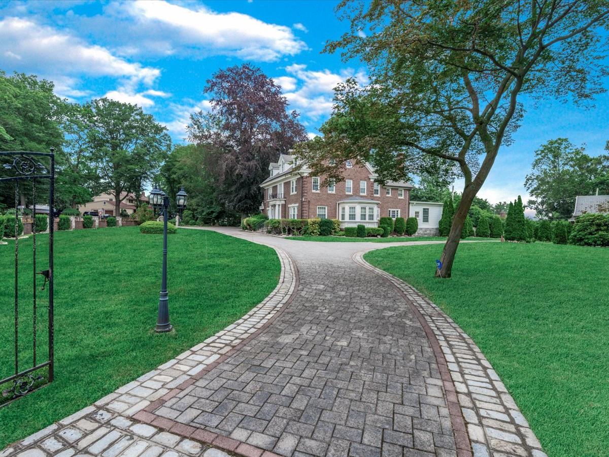 #5 photo, 44 Arbor Place, ナッソー郡 Glen Cove , NY 11542