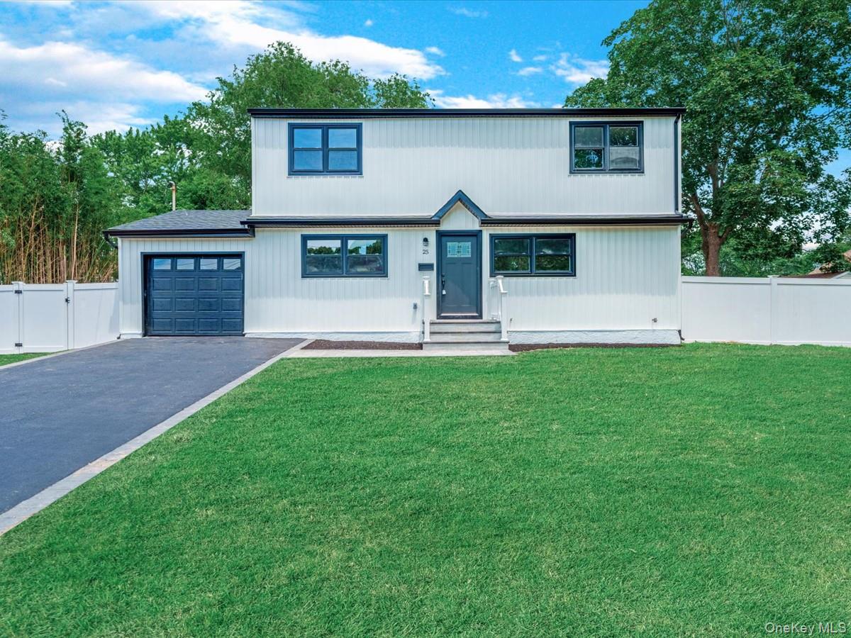 #1 photo, 25 Riverdale Avenue, 東長島 Oakdale , NY 11769