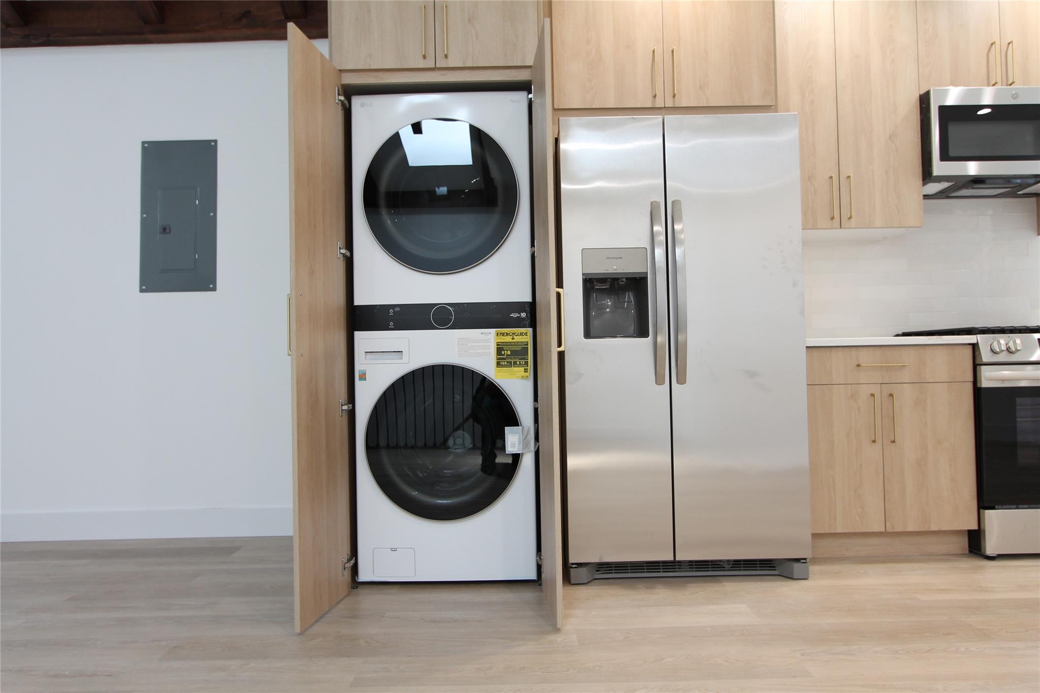 #17 photo, 79-31 69th Avenue, 皇后區 中村 Middle Village , NY 11379