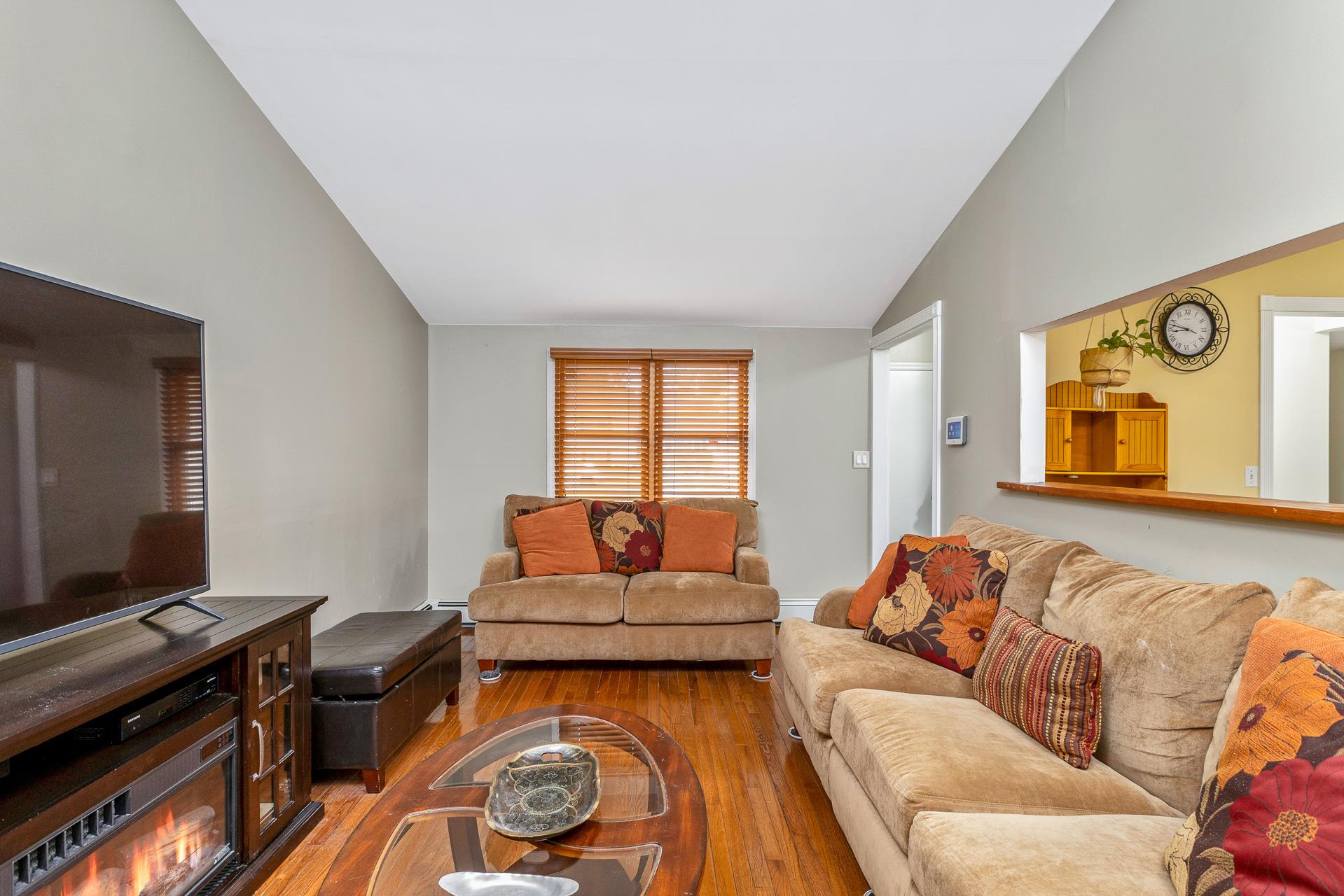 #12 photo, 137 Riverside Avenue, サフォーク郡 Mastic Beach , NY 11951