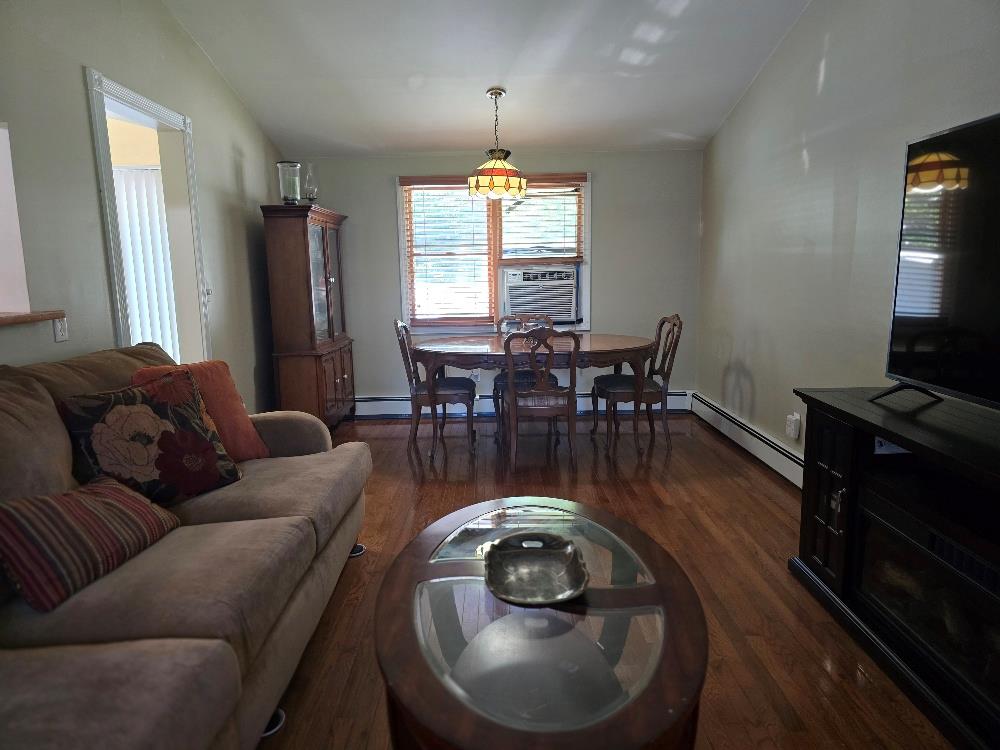 #17 photo, 137 Riverside Avenue, サフォーク郡 Mastic Beach , NY 11951