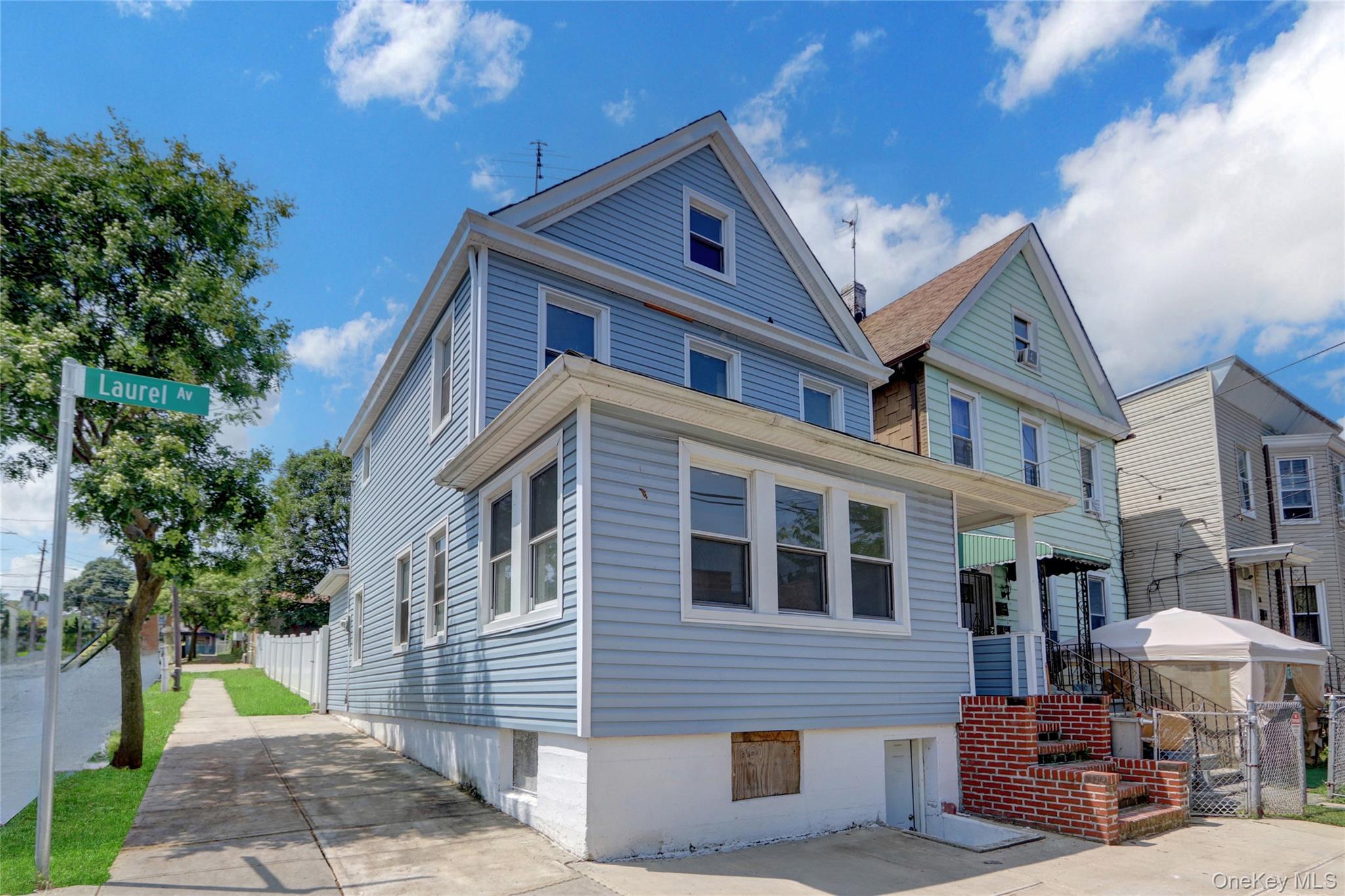 #2 photo, 58 Laurel Avenue, جزيرة ستاتن Staten Island , NY 10304