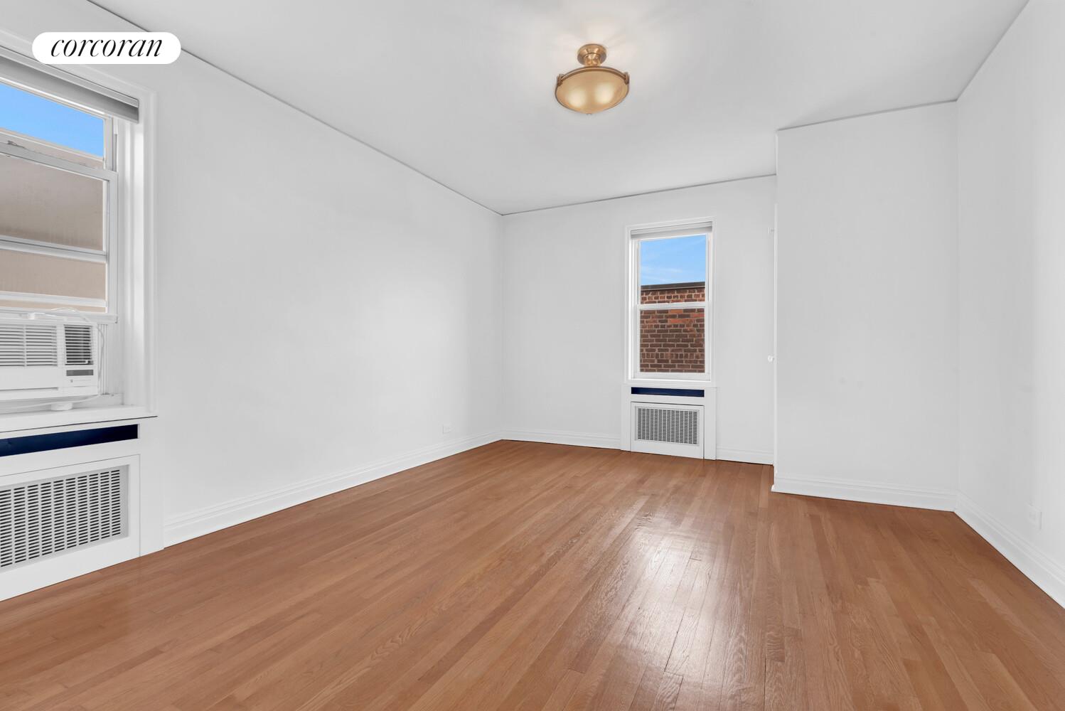 #12 photo, Jackson Heights, Jackson Heights , NY 11372