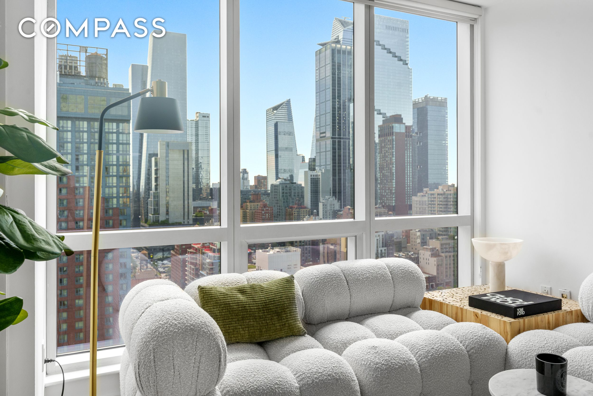 #5 photo, 350 W 42nd Street, マンハッタン Hell's Kitchen , NY 10036