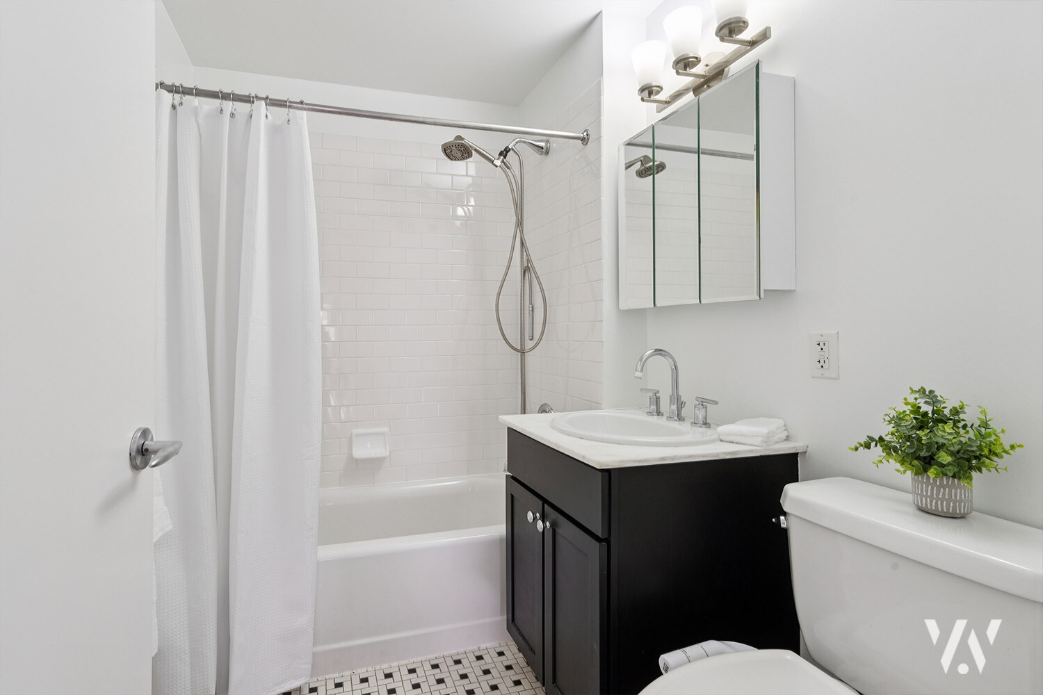 #9 photo, 130 BRADHURST Avenue, マンハッタン Central Harlem , NY 10039