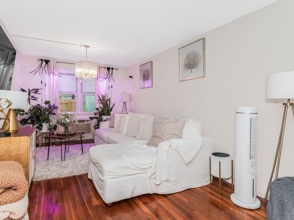 #15 photo, 240-21 68th Avenue, クイーンズ区 Douglaston , NY 11362