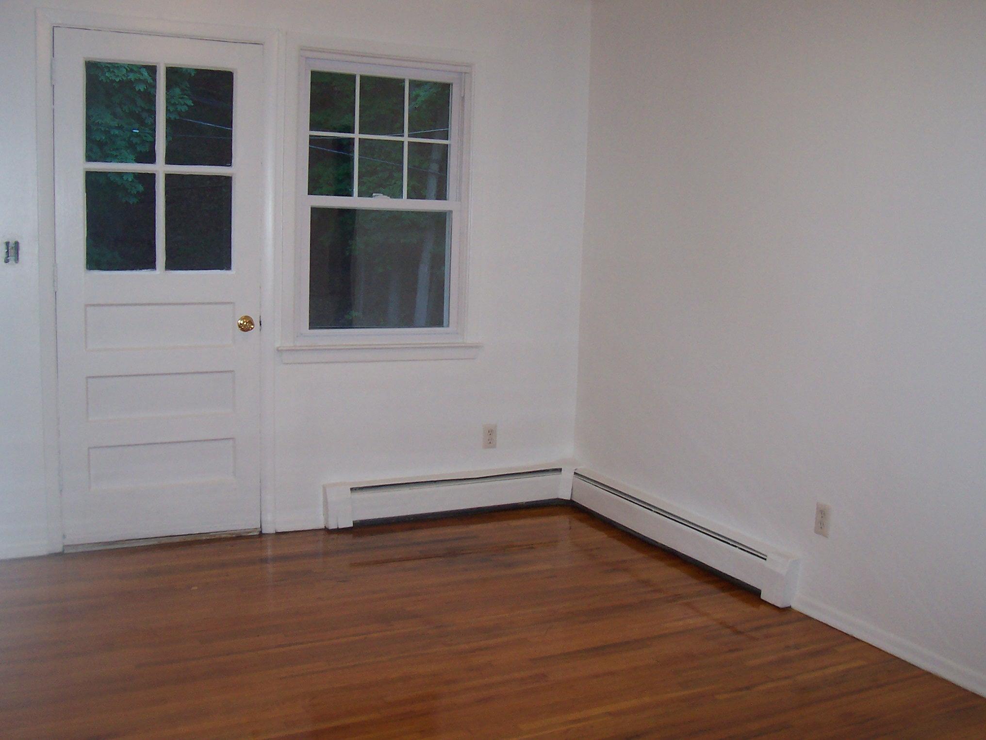 #8 photo, 21 Pavilion Road, Suffern , NY 10901